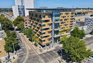 The 7th & H Housing Community in Sacramento, CA - Building Photo - Primary Photo