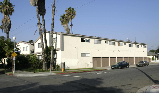 LB0985 (Rubs) (Imp.) in Long Beach, CA - Foto de edificio - Building Photo