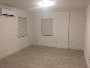 19 Sidonia Ave in Coral Gables, FL - Building Photo - Building Photo