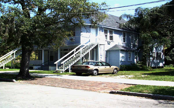 214 S Cedar Ave in Tampa, FL - Building Photo