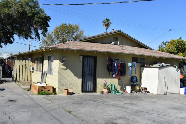 16871 Verdura Ave in Paramount, CA - Building Photo - Building Photo