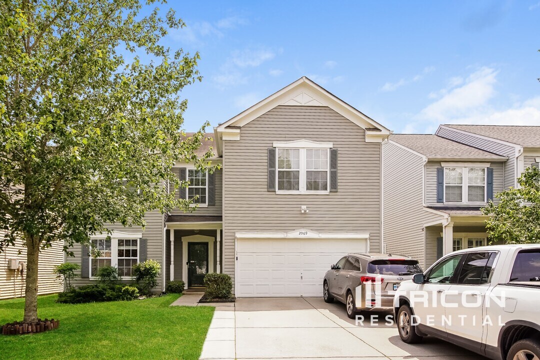 2069 Durand Rd in Fort Mill, SC - Building Photo