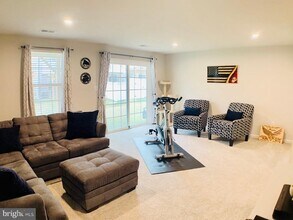 408 Streamview Dr in Fredericksburg, VA - Building Photo - Building Photo