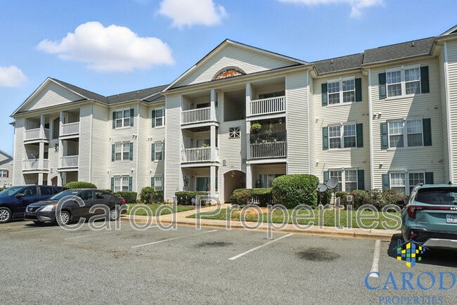property at 3961 Mohawk Ct