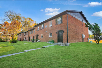 Wynsum Townhomes in Raleigh, NC - Foto de edificio - Building Photo