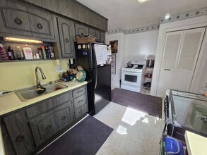 3238 Woodside St in Dearborn, MI - Building Photo - Building Photo