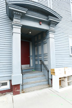 59 Cedar St in Somerville, MA - Building Photo - Building Photo