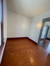 15 Cornwall Ave, Unit 1 st floor in Buffalo, NY - Building Photo - Building Photo