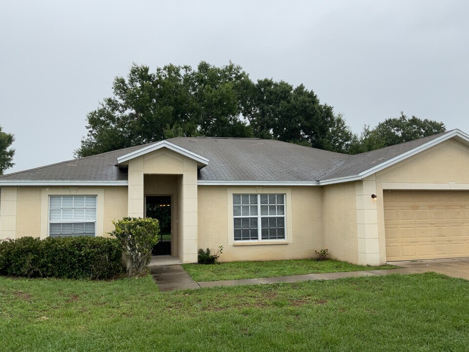 152 Seven Oaks Dr in Mulberry, FL - Building Photo