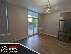 1020 W Bryn Mawr Ave in Chicago, IL - Foto de edificio - Building Photo