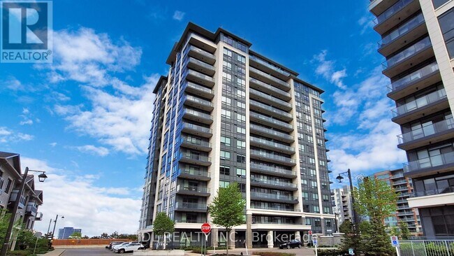 398 Hwy 7 in Richmond Hill, ON - Building Photo - Building Photo