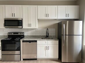2105 Eastern Ave, Unit Studio Apartment in Baltimore, MD - Building Photo - Building Photo