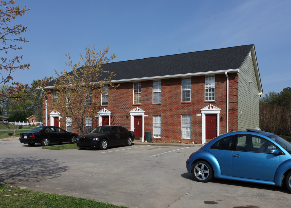 Dixie Dr Apartments in Gainesville, GA - Foto de edificio