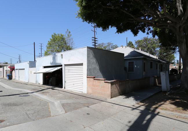 10900 Culver Blvd in Culver City, CA - Building Photo - Building Photo