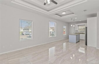 512 Downing Ave, Unit 2 in Edinburg, TX - Building Photo - Building Photo