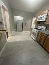 415 Kerrigan Blvd, Unit 1R in Newark, NJ - Building Photo - Building Photo