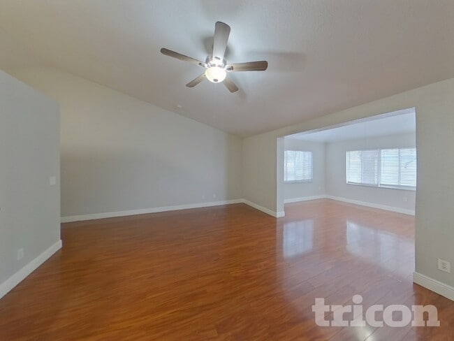 3613 Maricopa Ct, Unit 1/2 in Ruskin, FL - Foto de edificio - Building Photo