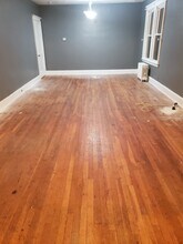 155 Linwood St, Unit 2nd floor apartment in New Britain, CT - Foto de edificio - Building Photo