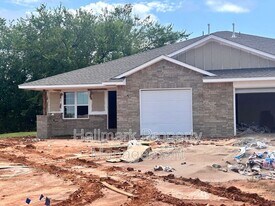 606 Juniper St in Washington, OK - Building Photo