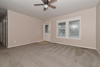 1304 Skyline Dr in Greenville, TX - Building Photo - Building Photo