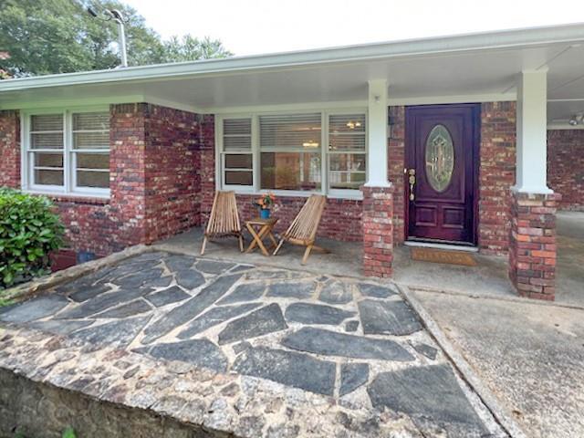property at 2711 Fairlane Dr
