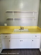 2000 Carnegie Ln in Redondo Beach, CA - Building Photo - Building Photo