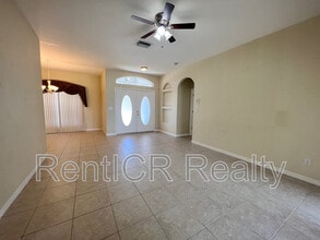 4970 Easter Terrace in North Port, FL - Foto de edificio - Building Photo