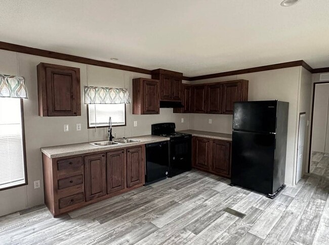 property at 3150 Plateau Dr