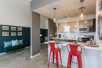 2115 Yeaman Pl in Nashville, TN - Building Photo - Building Photo