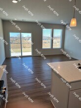 12428 S Parkwood Ln in Lee's Summit, MO - Building Photo - Building Photo