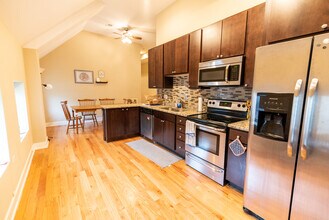 3140 S Indiana Ave in Chicago, IL - Building Photo - Building Photo