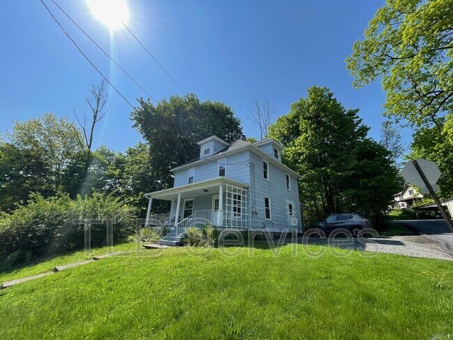 402 Electric St in Clarks Summit, PA - Building Photo - Building Photo