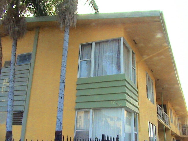 1065 S Norton Ave, Unit 1