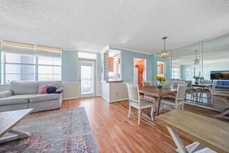 109 Paradise Harbour Blvd in North Palm Beach, FL - Building Photo - Building Photo