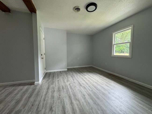 2430 N Grand Ave E in Grandview, IL - Building Photo - Building Photo