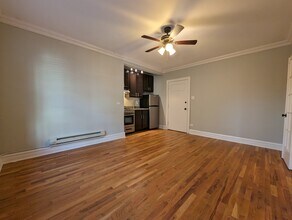 4743 N Hermitage Ave, Unit 4737-207 in Chicago, IL - Building Photo - Building Photo