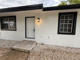 617 NW 3rd Ave in Hallandale Beach, FL - Building Photo