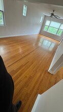 5439 W Schubert Ave, Unit 2 in Chicago, IL - Foto de edificio - Building Photo