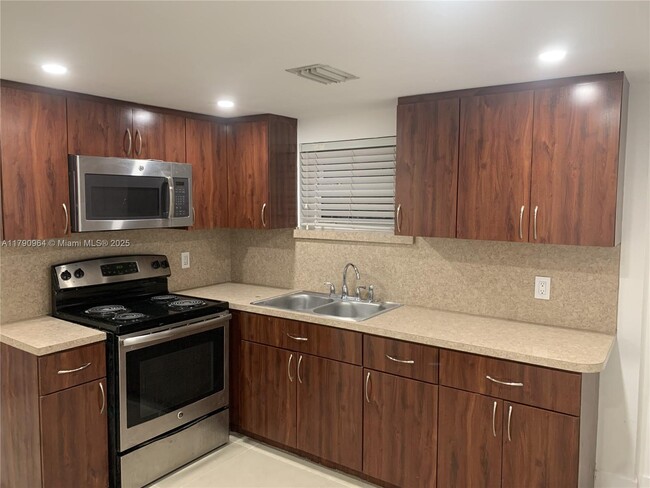 property at 2806 Taylor St