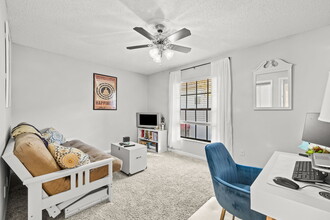 Albany Townhomes in Tampa, FL - Foto de edificio - Building Photo