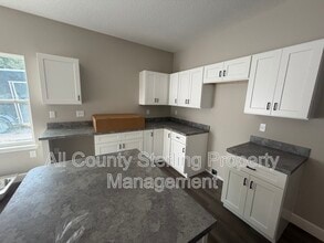 1418 SE Magnolia Loop in Lake City, FL - Foto de edificio - Building Photo