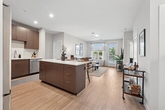 Alta NOVA in Falls Church, VA - Foto de edificio - Building Photo