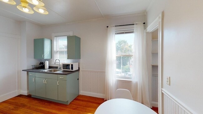 123 Boston St in Boston, MA - Building Photo - Building Photo