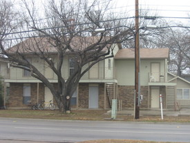 Eagle Crest Apartments