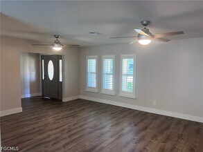 3705 Stoneridge Ct in Ft. Myers, FL - Building Photo - Building Photo