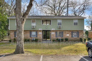 329 Verdery Dr in Belvedere, SC - Building Photo