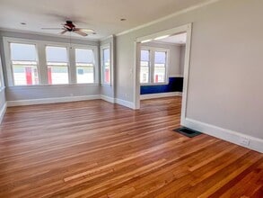34 Lafayette St in Marblehead, MA - Building Photo - Building Photo