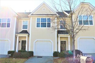14414 Tigress Ct in Charlotte, NC - Building Photo