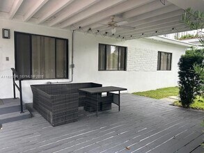 245 189th Terrace in Sunny Isles Beach, FL - Building Photo - Building Photo