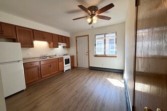 2411 Brentwood Pkwy in Madison, WI - Building Photo - Building Photo